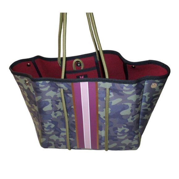 Taylor Gray Carell Large Neoprene Camo green & grey Tote Pink and purple stripes - Picture 7 of 12